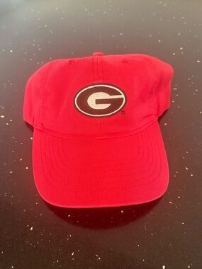 University of Georgia Bulldogs Red Hat- G Logo